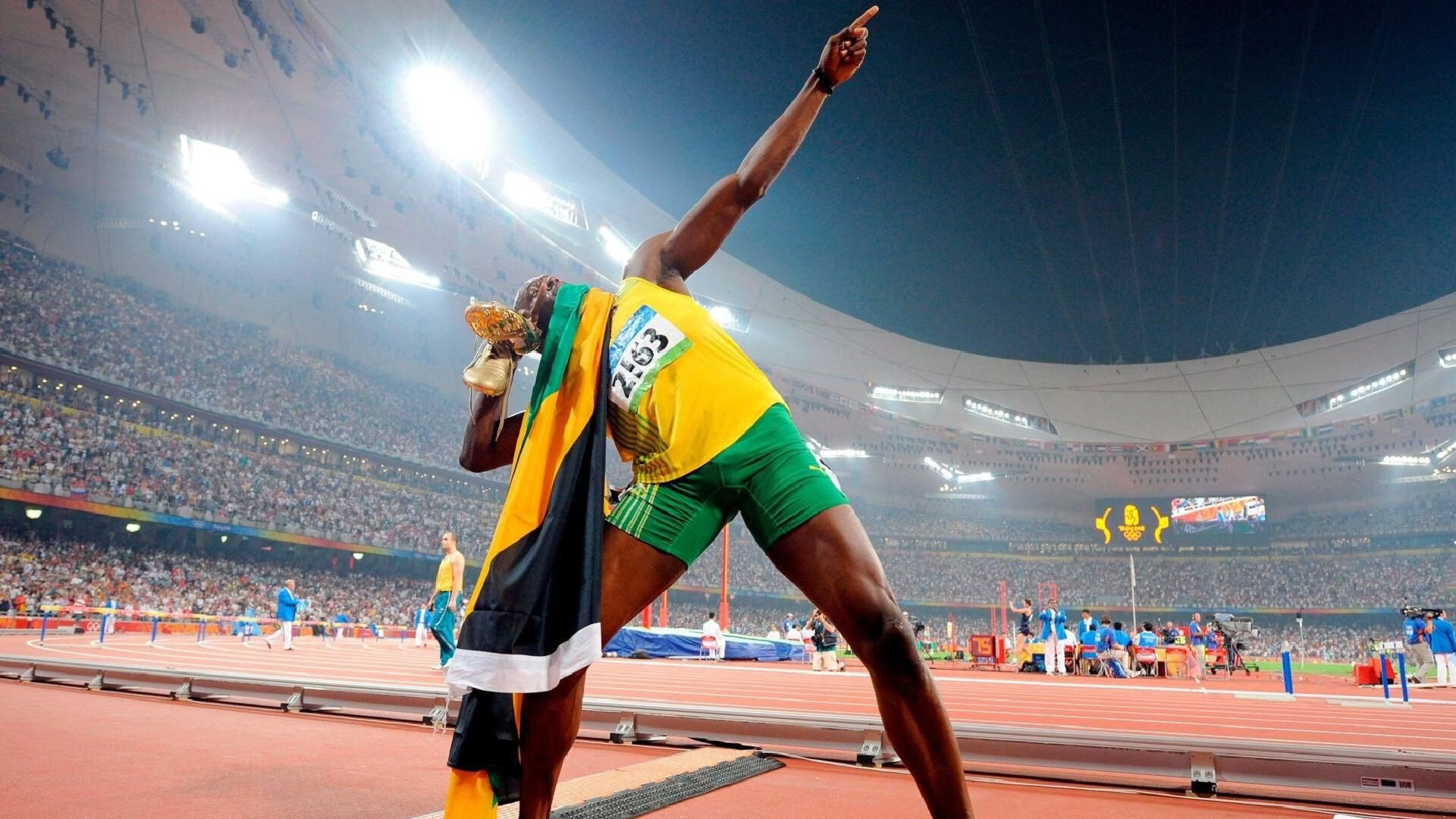 世界羽联泰国大师赛 国羽混双小将组合连克强敌勇夺冠军，国羽胜泰国进决赛